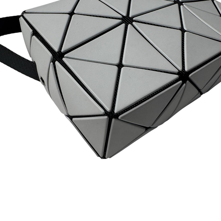 美品 イッセイミヤケ バオバオ BOA BOA ISSEY MIYAKE CUBOID ショルダーバッグ 斜めがけ クロスボディ レディース