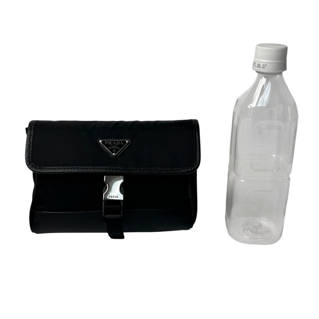 プラダ PRADA Re-Nylon サフィアーノレザー ミニ ショルダーバッグ メンズ