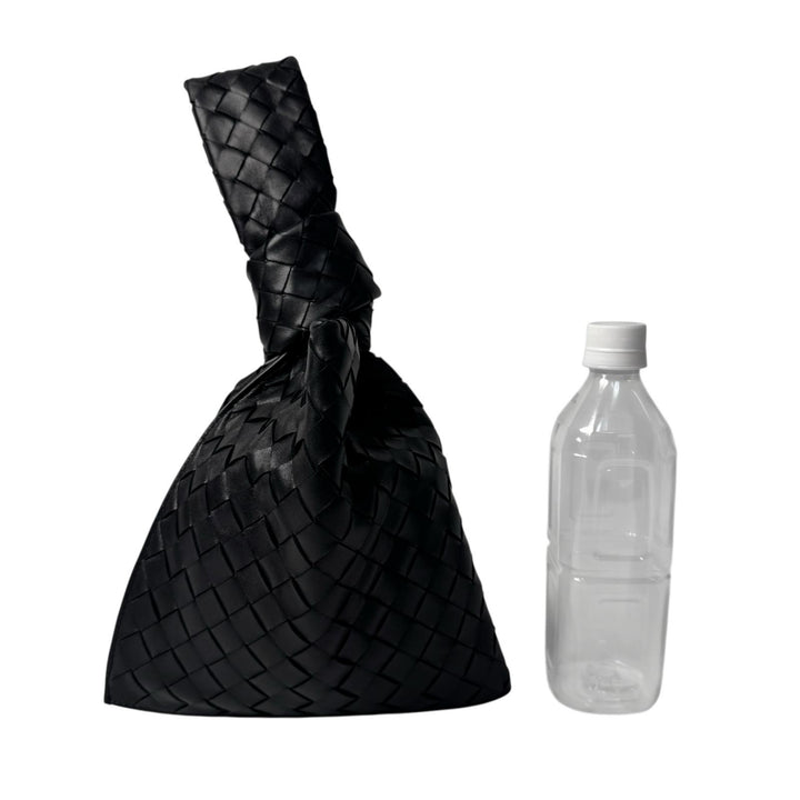 美品 ボッテガヴェネタ Bottega Veneta ハンドバッグ ツイスト B09372305L ブラック レディース