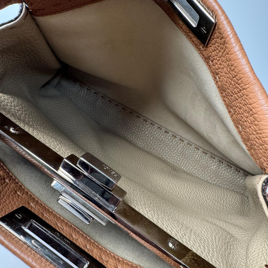 フェンディ FENDI セレリア フェンディピーカブー 2way ショルダーバッグ ハンドバッグ 8BN290 斜めがけ クロスボディ レディース