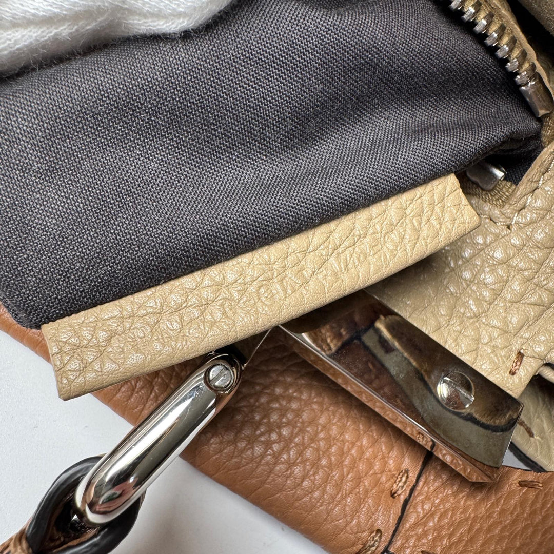 フェンディ FENDI セレリア フェンディピーカブー 2way ショルダーバッグ ハンドバッグ 8BN290 斜めがけ クロスボディ レディース