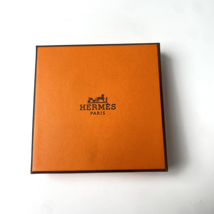 エルメス HERMES レディース クマ チャーム エプソン ホワイト 渋谷 西武 2008