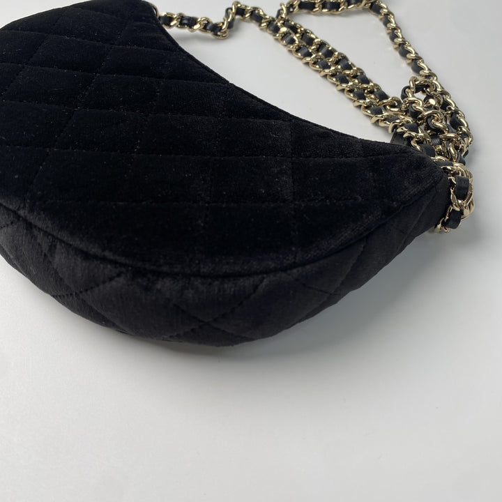 未使用 シャネル CHANEL レディース マトラッセ ショルダーバッグ 2024 イヤーズギフト 斜めがけ クロスボディ