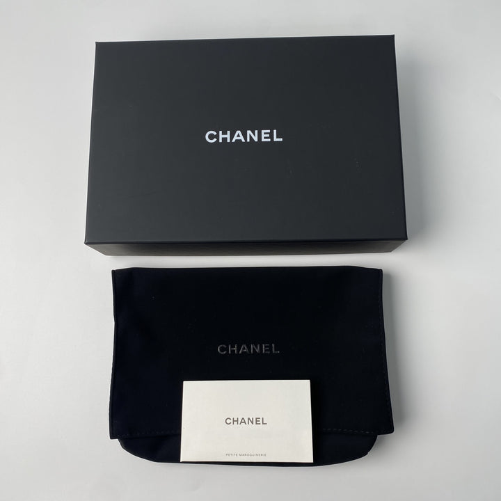 未使用 シャネル CHANEL レディース マトラッセ ショルダーバッグ 2024 イヤーズギフト 斜めがけ クロスボディ