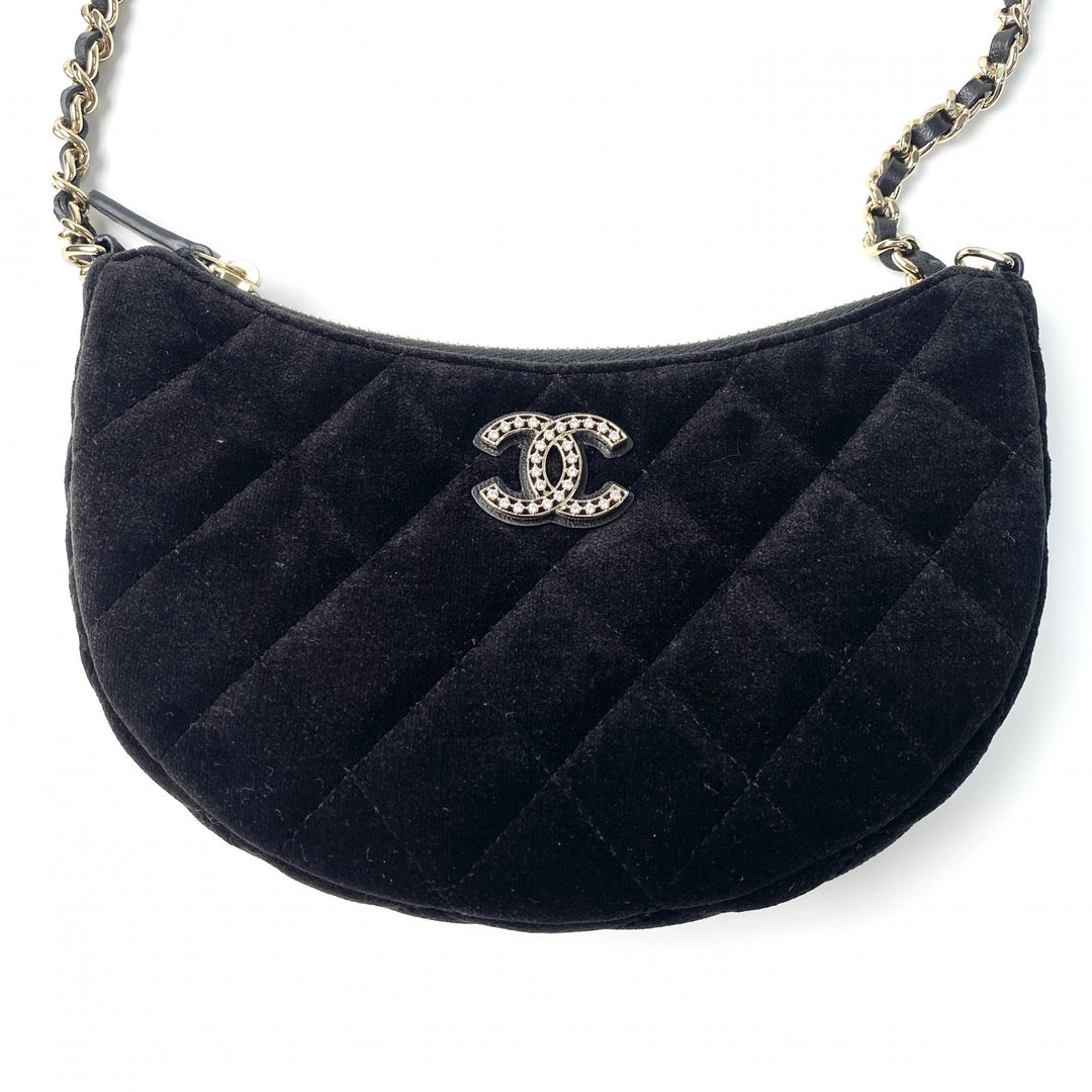 未使用 シャネル CHANEL レディース マトラッセ ショルダーバッグ 2024 イヤーズギフト 斜めがけ クロスボディ