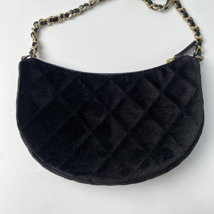 未使用 シャネル CHANEL レディース マトラッセ ショルダーバッグ 2024 イヤーズギフト 斜めがけ クロスボディ