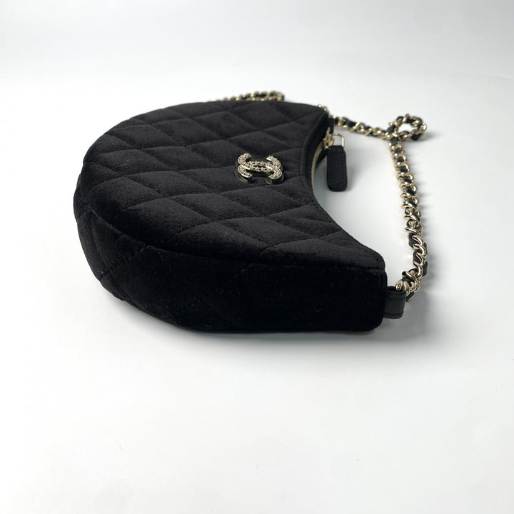 未使用 シャネル CHANEL レディース マトラッセ ショルダーバッグ 2024 イヤーズギフト 斜めがけ クロスボディ