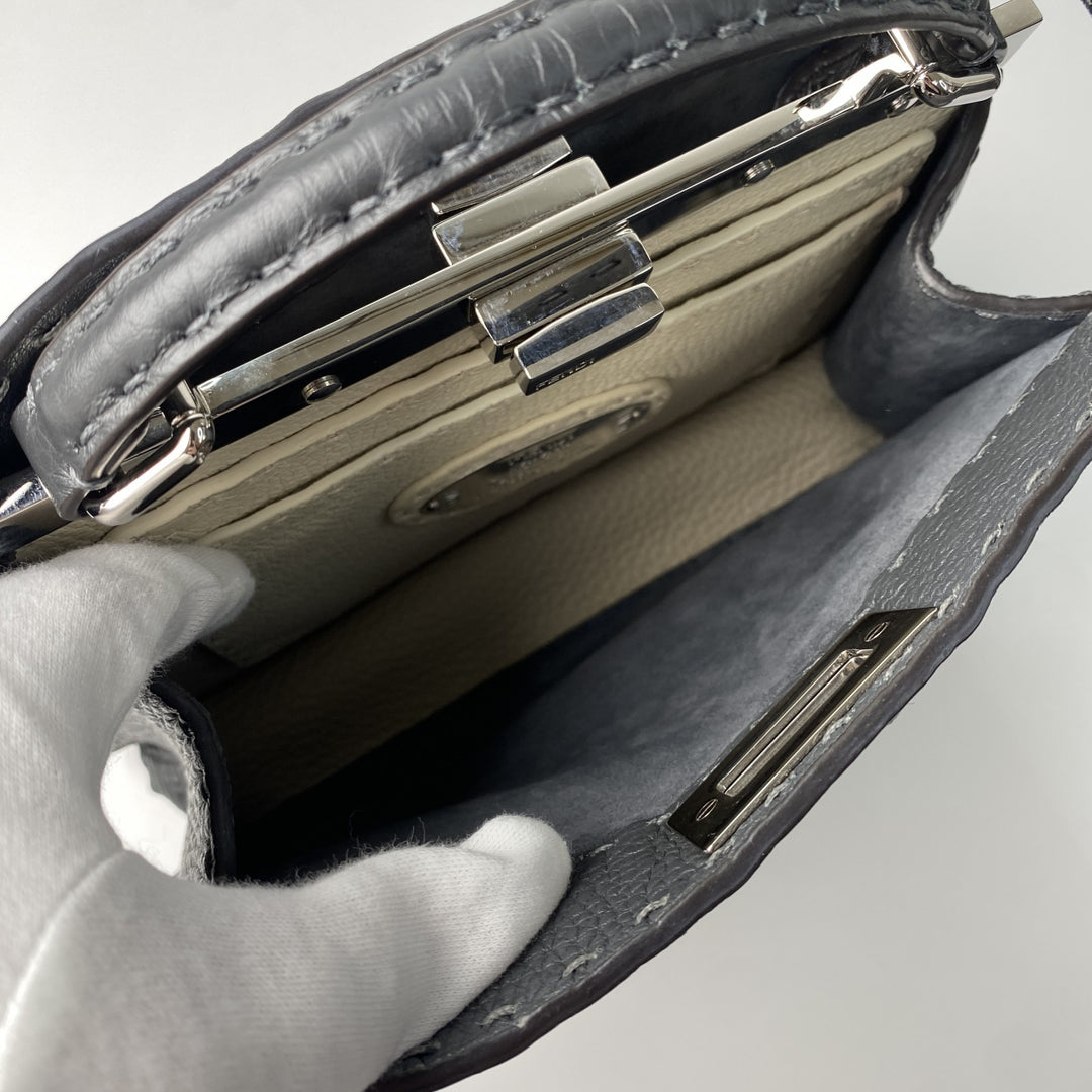 美品 フェンディ FENDI レディース ピーカブー セレリア 8BN327 アイシーユー スモール ハンドバッグ ショルダーバッグ 斜めがけ クロスボディ