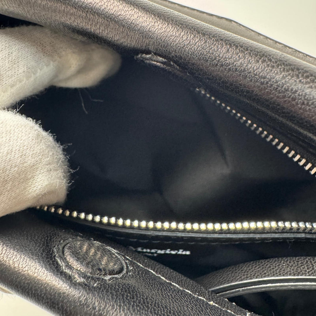 美品 メゾンマルジェラ Maison Margiela グラムスラム クラシック スモール SB1WG0028 ショルダーバッグ レディース