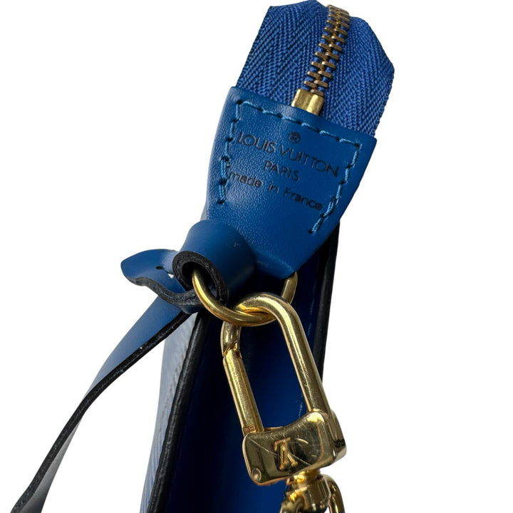 美品 ルイヴィトン LOUIS VUITTON エピ ポシェットアクセソワール M52945 AR0968 ブルー レディース