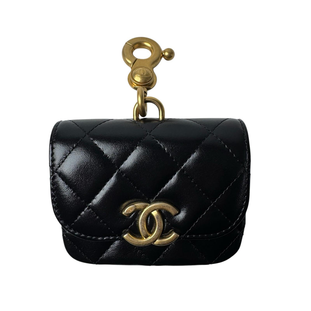 美品 シャネル CHANEL バッグチャーム マトラッセ ココマーク 小物入れ レディース