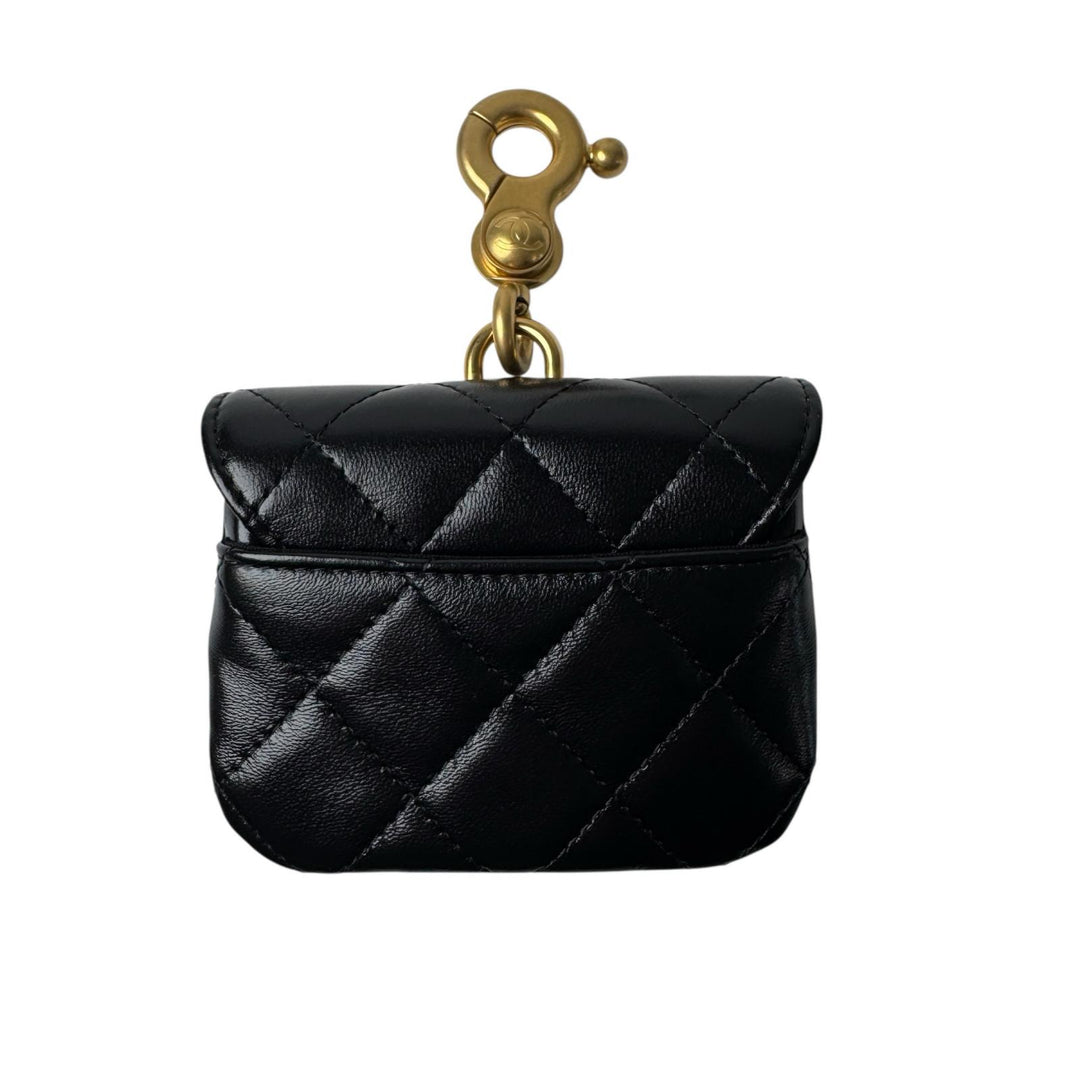 美品 シャネル CHANEL バッグチャーム マトラッセ ココマーク 小物入れ レディース