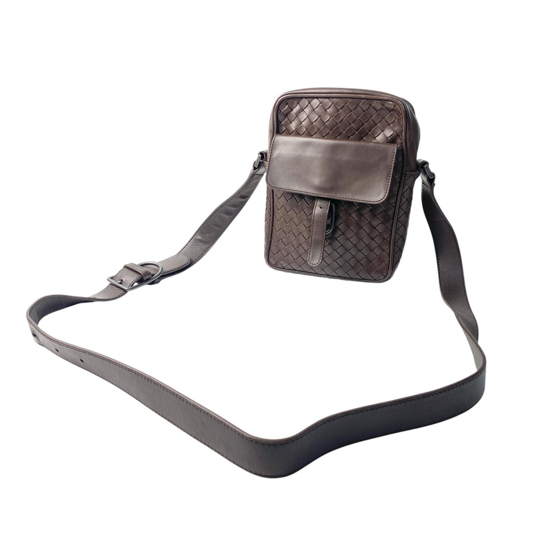 ボッテガヴェネタ BOTTEGAVENETA メンズ イントレチャート ショルダーバッグ 斜めがけ クロスボディ