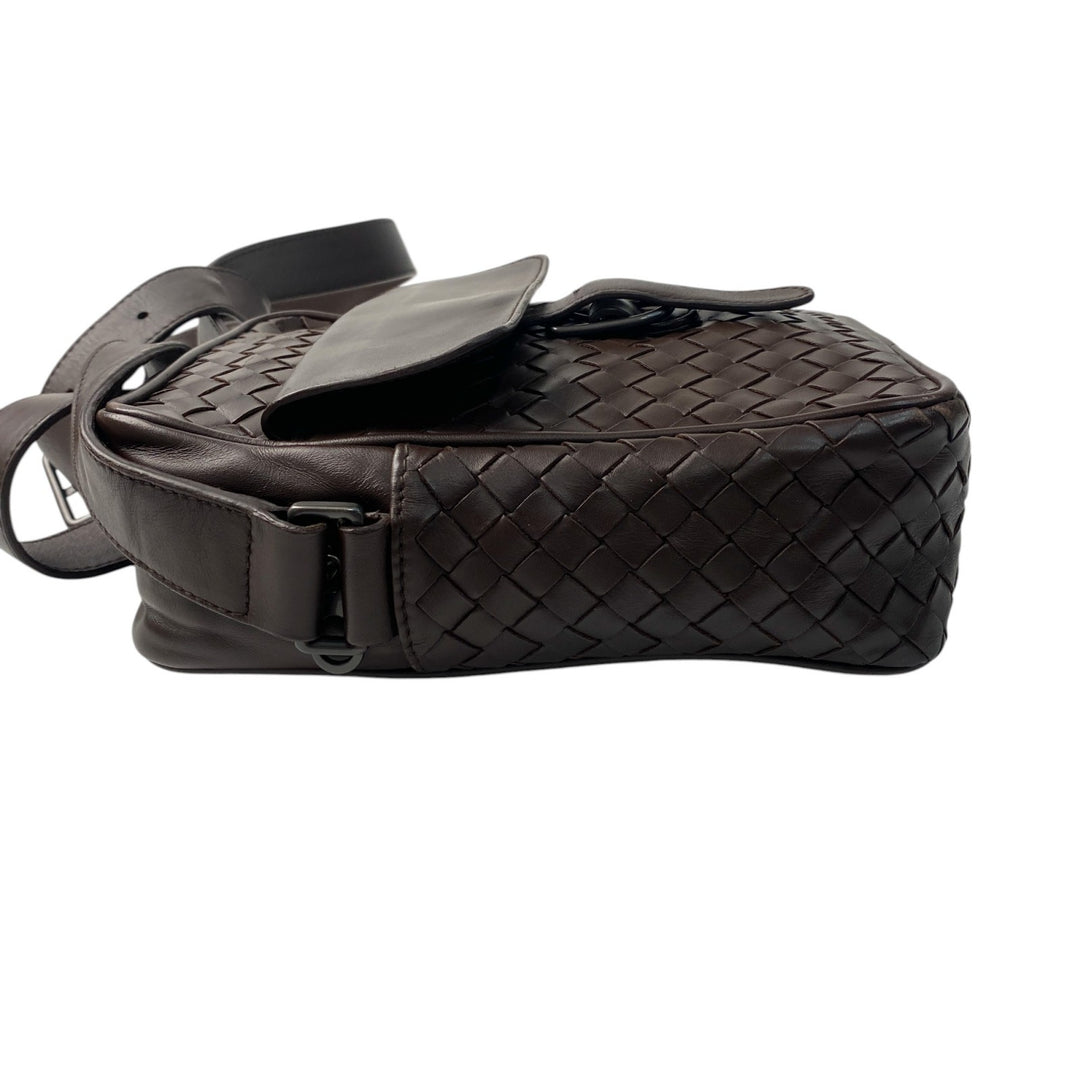 ボッテガヴェネタ BOTTEGAVENETA メンズ イントレチャート ショルダーバッグ 斜めがけ クロスボディ