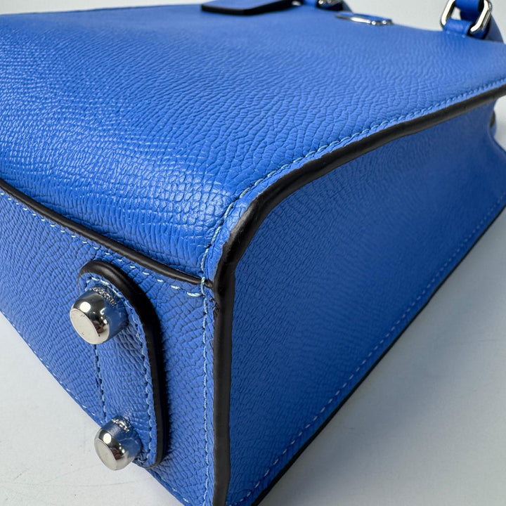 新品同様 コーチ coach トート16 シグネチャー インテリア 2way ショルダーバッグ ハンドバッグ 斜めがけ クロスボディレディース
