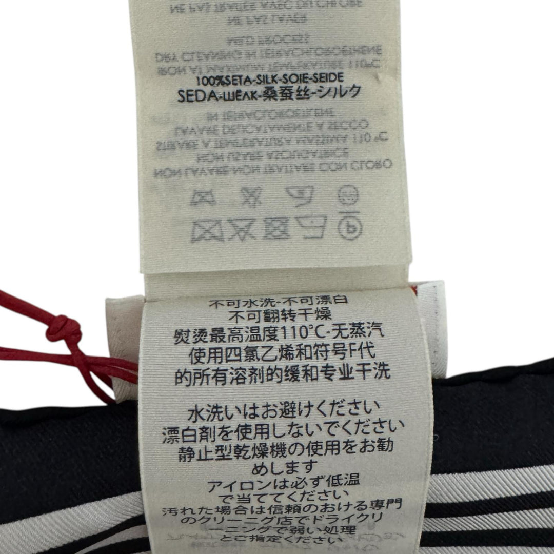 新品 アレキサンダーマックイーン ALEXANDER McQUEEN スカル スカーフ レディース