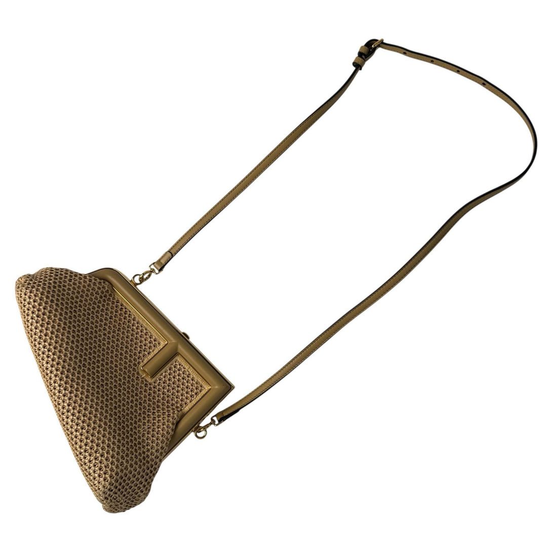 フェンディ FENDI ファースト スモール クラッチバッグ 2way ショルダーバッグ ラフィア 8PB129 レディース 斜めがけ クロスボディ