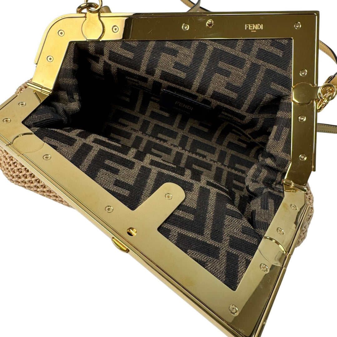 フェンディ FENDI ファースト スモール クラッチバッグ 2way ショルダーバッグ ラフィア 8PB129 レディース 斜めがけ クロスボディ