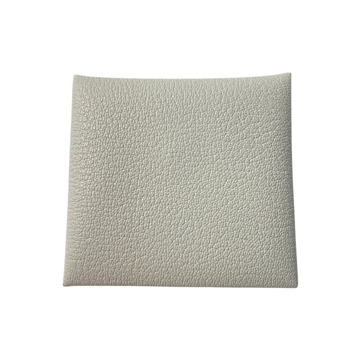 新品 エルメス HERMES レディース バスティア パールグレー シェブルミゾル W刻印 コインケース