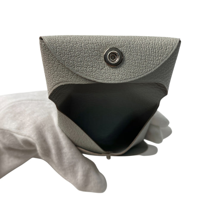 新品 エルメス HERMES レディース バスティア パールグレー シェブルミゾル W刻印 コインケース