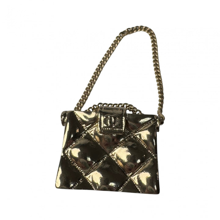 シャネル CHANEL マトラッセ バッグモチーフ ブローチ 02P レディース