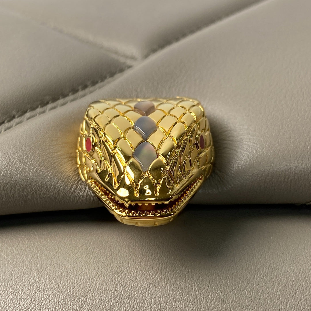 未使用 ブルガリ BVLGARI レディース セルペンティ ハンドバッグ レザー