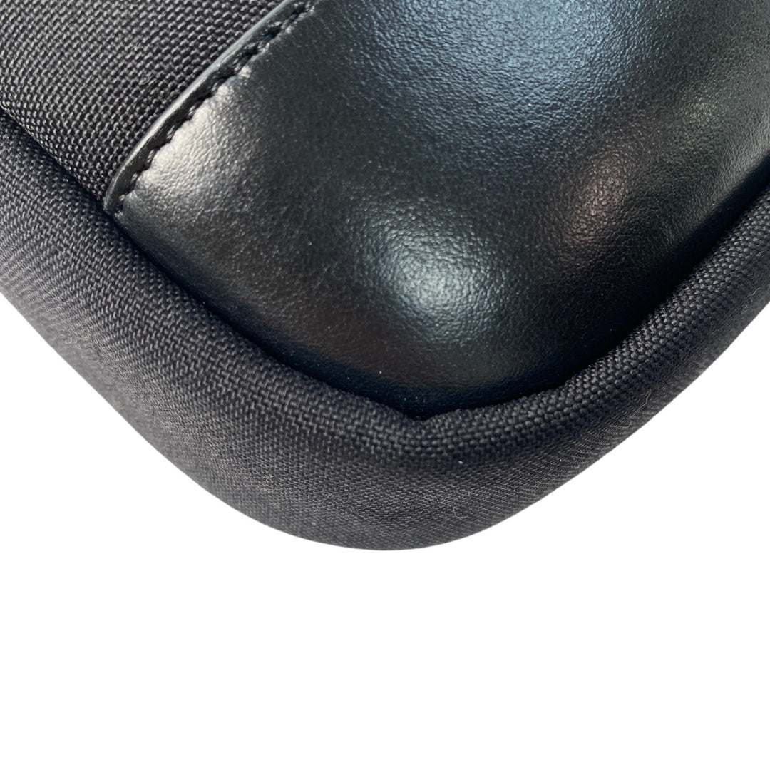 サンローラン SAINT LAURENT メンズ ミニ ショルダーバッグ ポシェット 斜めがけ クロスボディ MA1482777 1177