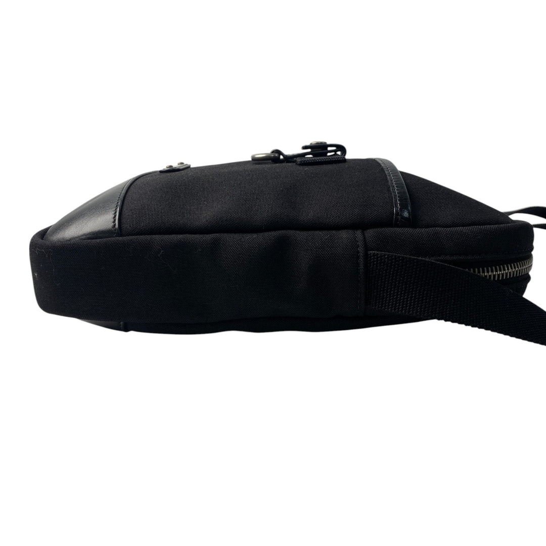 サンローラン SAINT LAURENT メンズ ミニ ショルダーバッグ ポシェット 斜めがけ クロスボディ MA1482777 1177