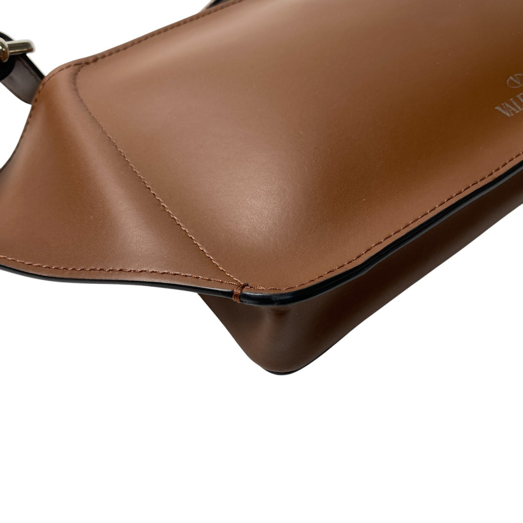 美品 ヴァレンティノガラヴァーニ VALENTINO メンズ ボディバッグ 斜めがけ クロスボディ