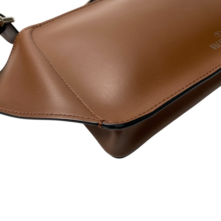 美品 ヴァレンティノガラヴァーニ VALENTINO メンズ ボディバッグ 斜めがけ クロスボディ