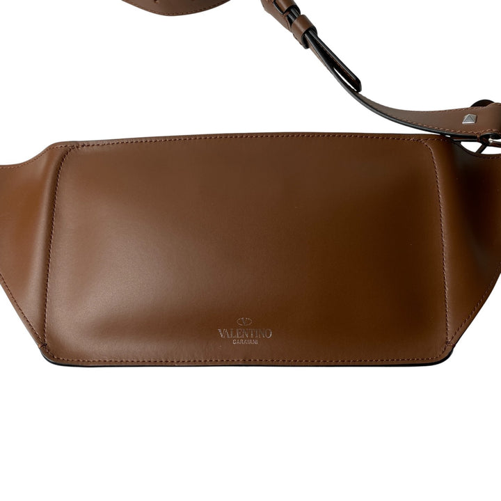 美品 ヴァレンティノガラヴァーニ VALENTINO メンズ ボディバッグ 斜めがけ クロスボディ