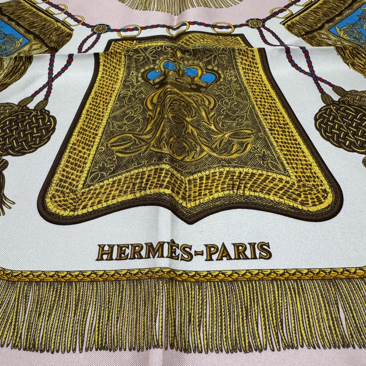 美品 エルメス HERMES カレ90 POSTE ET CAVALERIE サーベル飾り スカーフ レディース