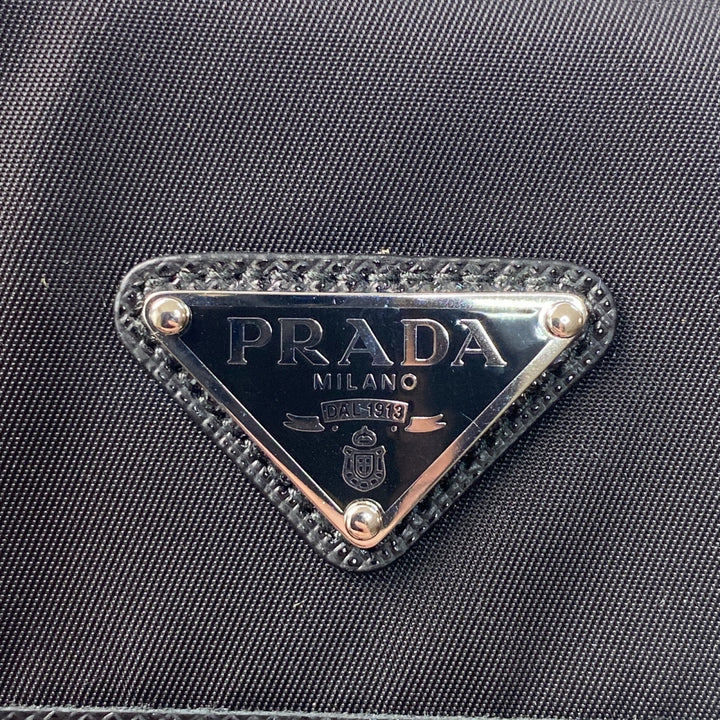 未使用 プラダ PRADA レディース 2ZH108 ショルダーバッグ フォンケース ナイロン 斜めがけ クロスボディ