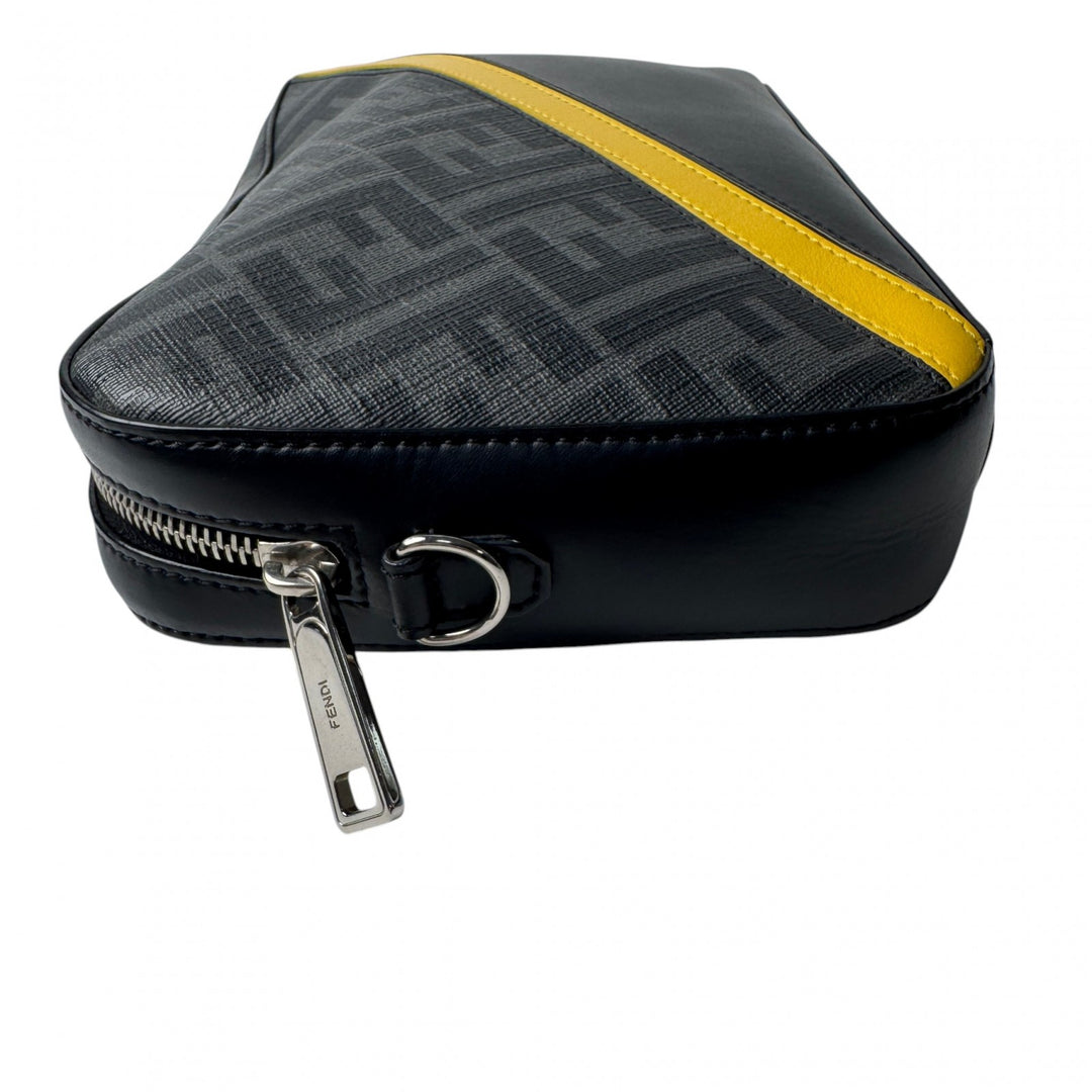 フェンディ FENDI ダイアゴナル カメラバッグ ショルダーバッグ 7M0286 斜めがけ クロスボディ メンズ