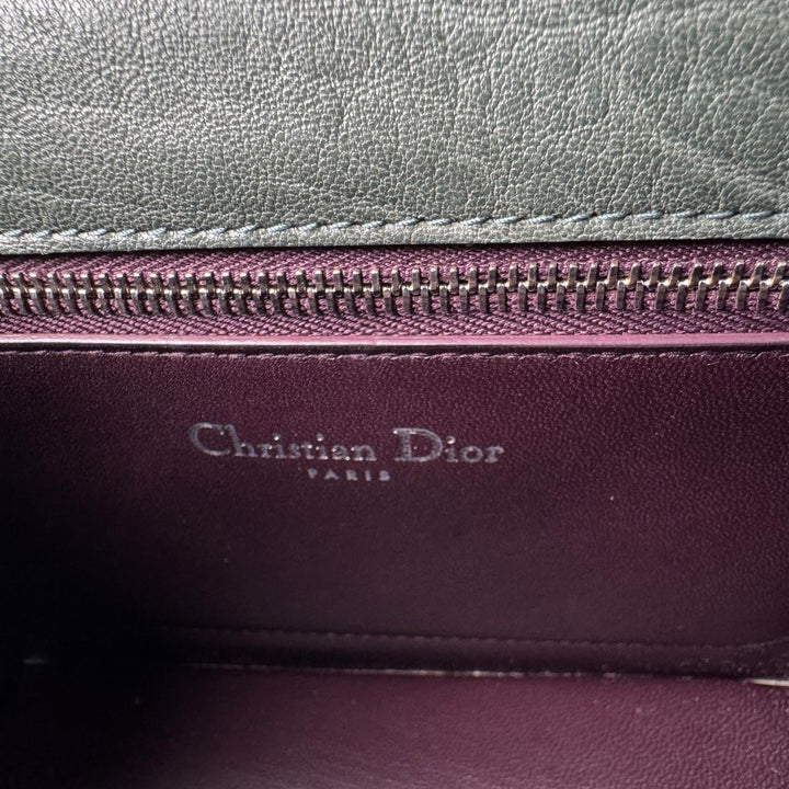 クリスチャンディオール Christian Dior ディオラマ クラブ エンブレム チェーンショルダーバッグ トンボ 斜めがけ クロスボディ レディース