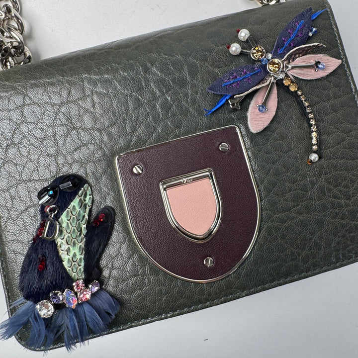 クリスチャンディオール Christian Dior ディオラマ クラブ エンブレム チェーンショルダーバッグ トンボ 斜めがけ クロスボディ レディース