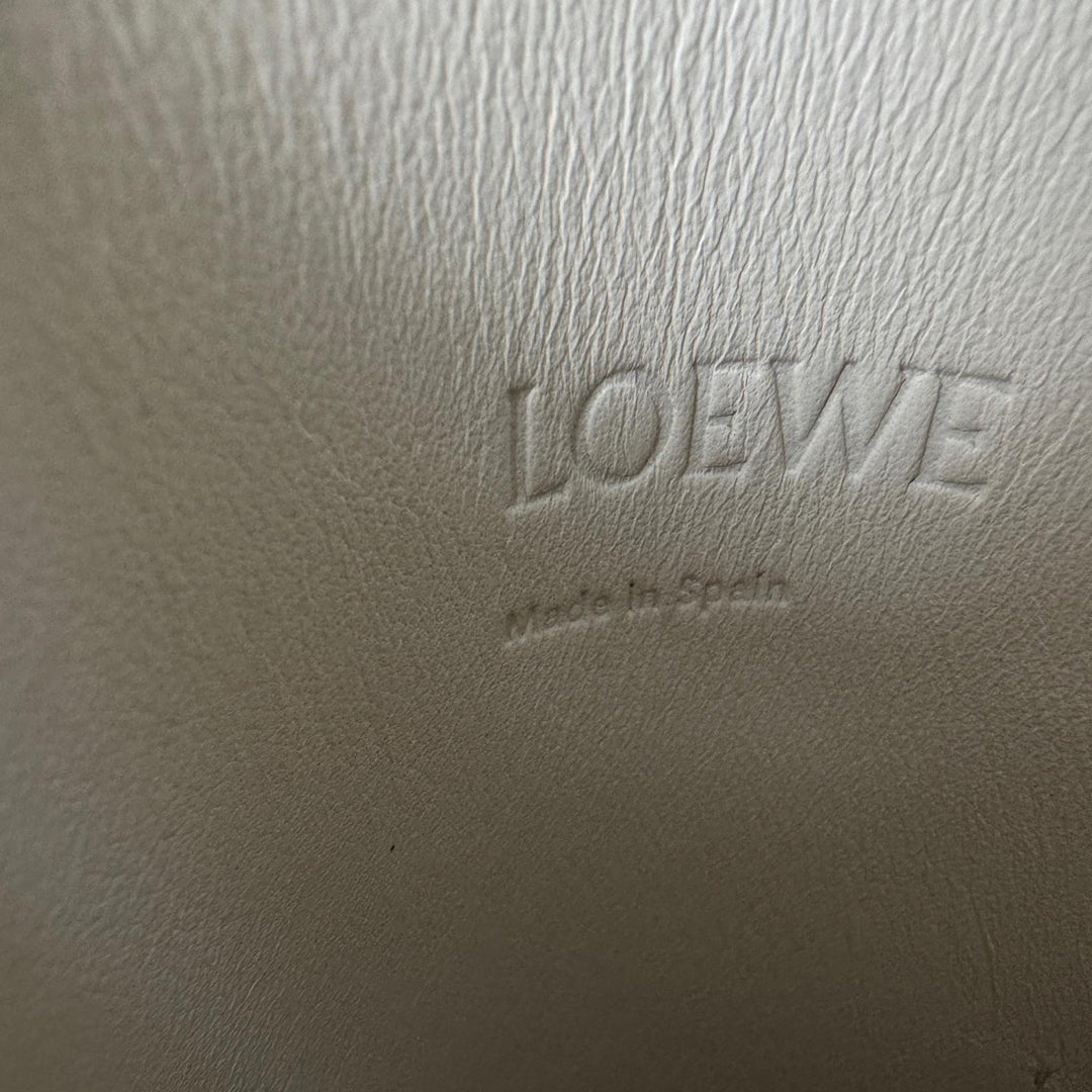 ロエベ LOEWE ダイスポケット ショルダーバッグ アナグラム C630 レディース