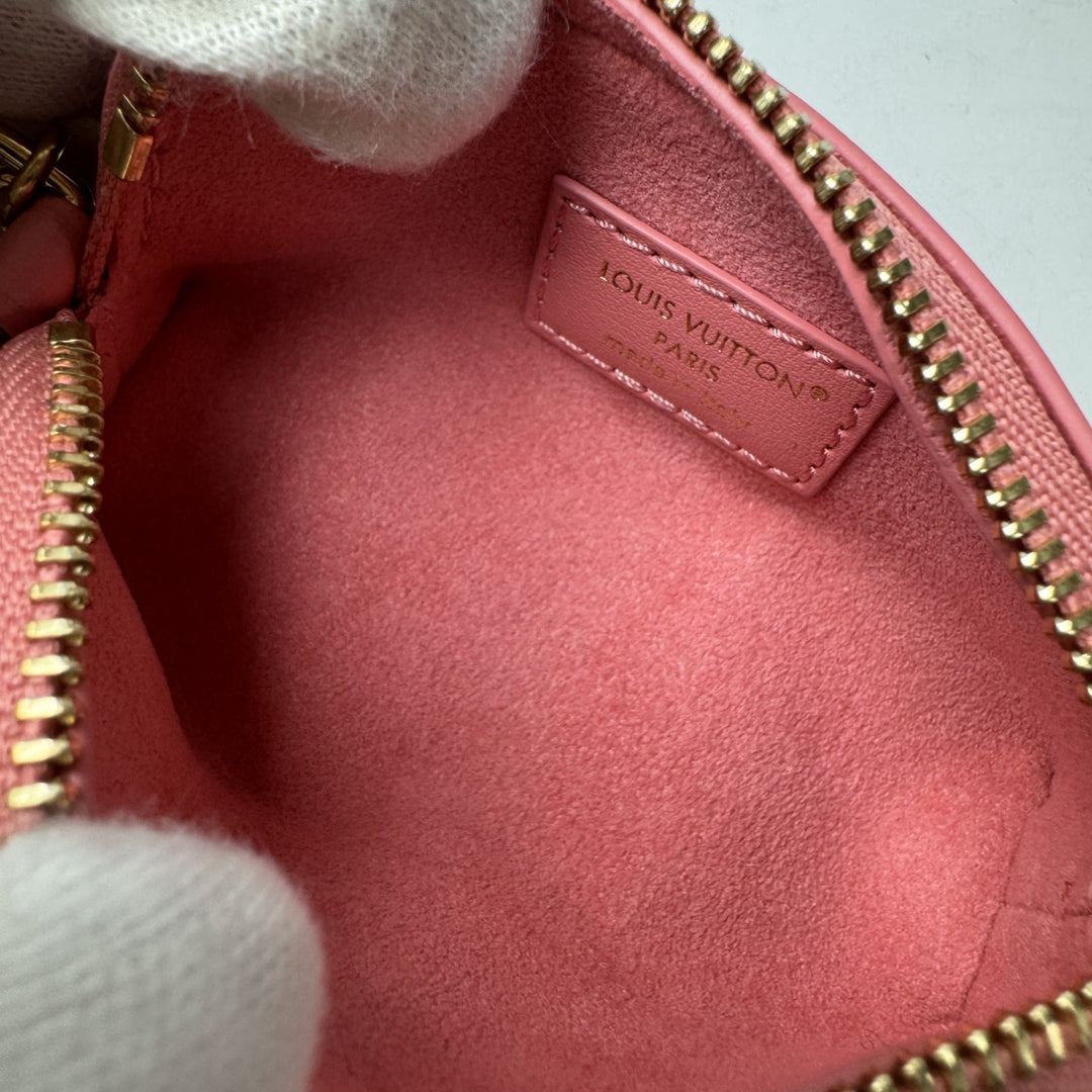 未使用 ルイヴィトン LOUIS VUITTON エピ コスメティック リップスティックポーチ M25686 レディース