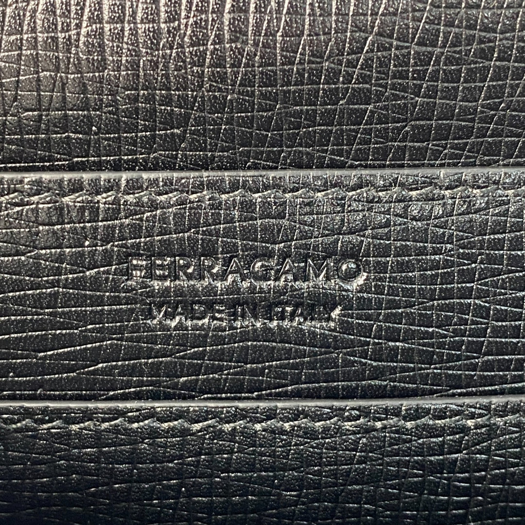 美品 フェラガモ FERRAGAMO メンズ ショルダーバッグ 2way 現行ロゴ 斜めがけ クロスボディ