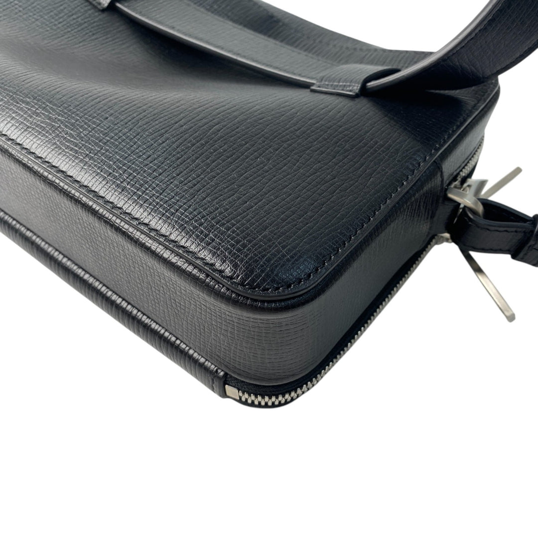 美品 フェラガモ FERRAGAMO メンズ ショルダーバッグ 2way 現行ロゴ 斜めがけ クロスボディ