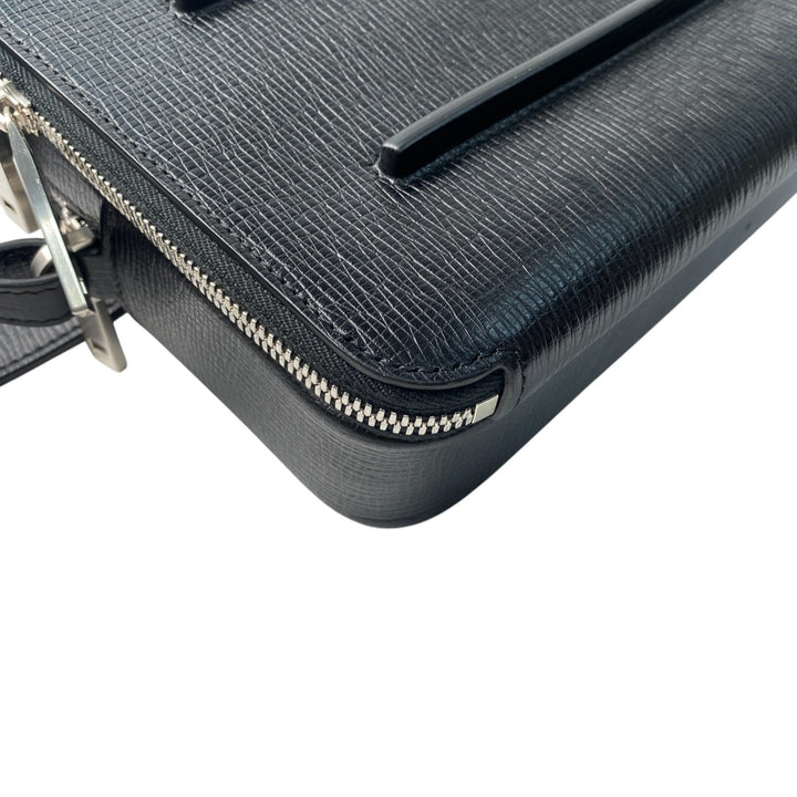 美品 フェラガモ FERRAGAMO メンズ ショルダーバッグ 2way 現行ロゴ 斜めがけ クロスボディ