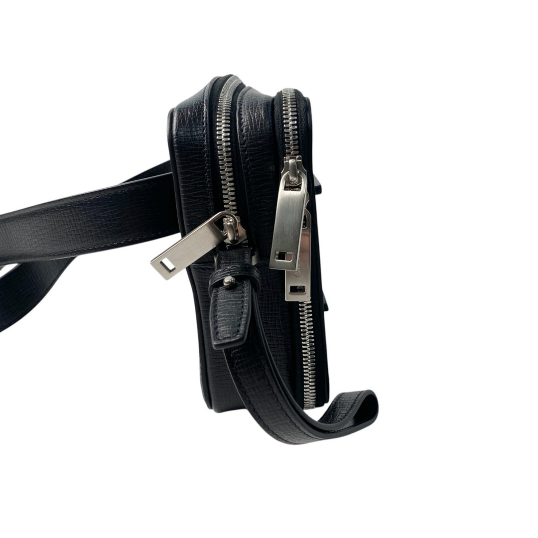 美品 フェラガモ FERRAGAMO メンズ ショルダーバッグ 2way 現行ロゴ 斜めがけ クロスボディ