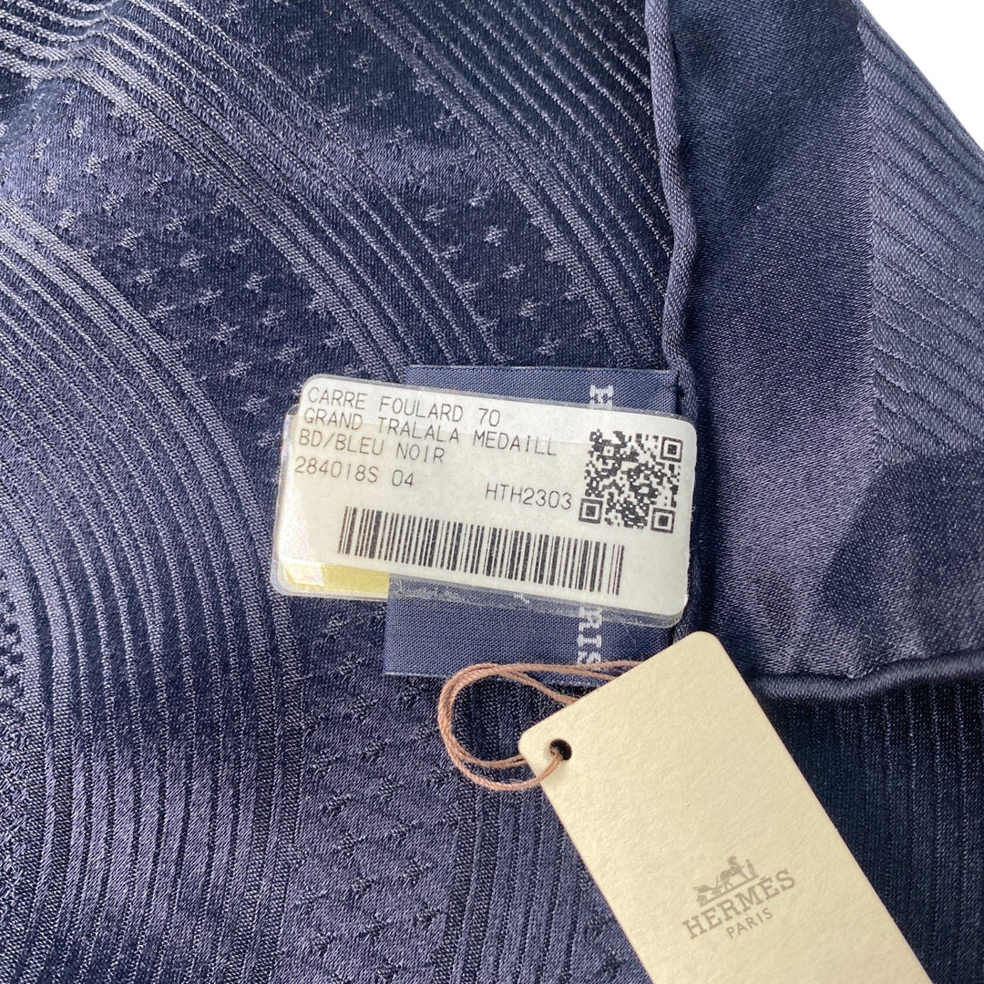 新品 エルメス HERMES レディース カレ グラン・トゥラララ・メダイヨン 70 スカーフ