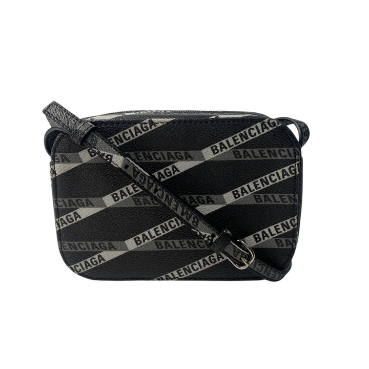 バレンシアガ BALENCIAGA レディース エブリディ カメラバッグ XS ミニ ショルダーバッグ 斜めがけ クロスボディ