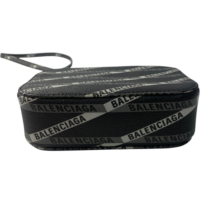 バレンシアガ BALENCIAGA レディース エブリディ カメラバッグ XS ミニ ショルダーバッグ 斜めがけ クロスボディ