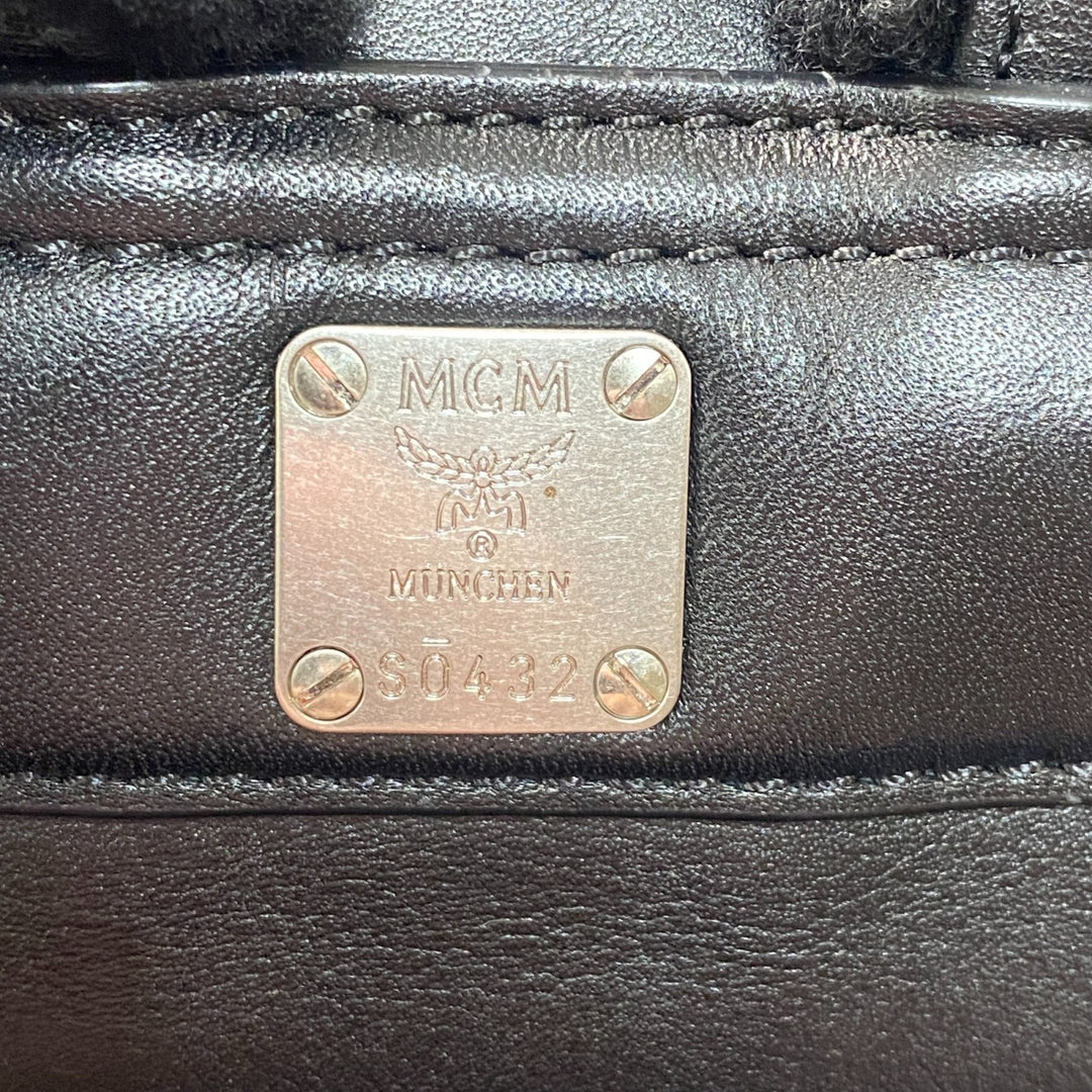 エムシーエム MCM レディース ロゴ バックパック ムートン レザー リュック