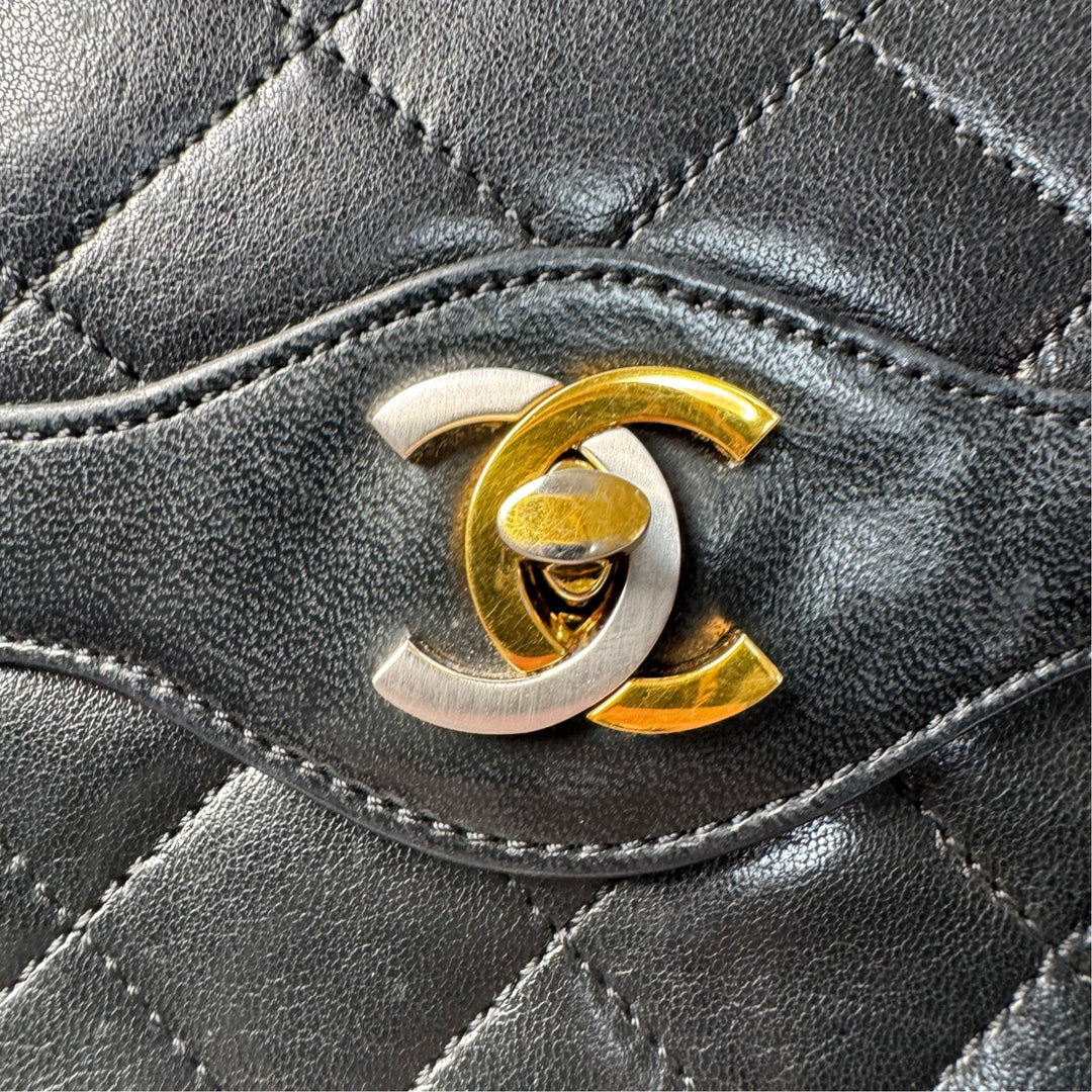 シャネル CHANEL マトラッセ パリ限定 コンビカラー ミニ チェーンショルダー 0番台 レディース
