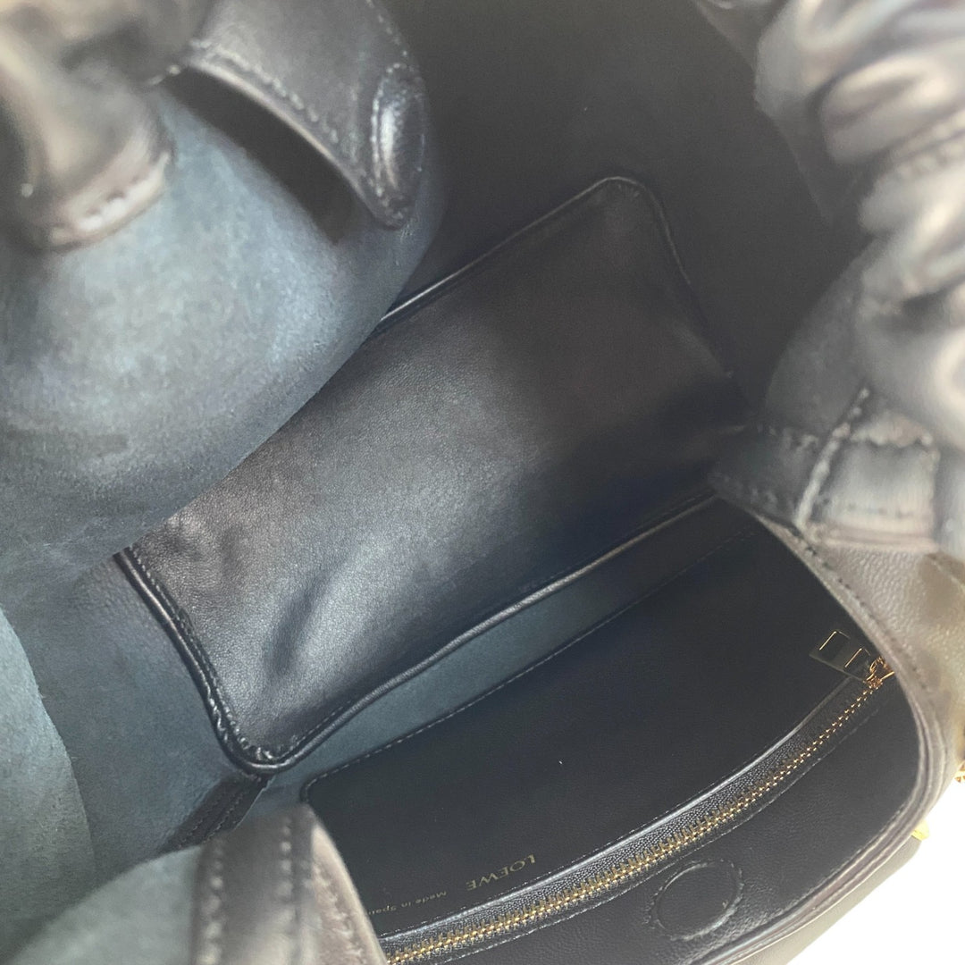 美品 ロエベ LOEWE レディース スクイーズ スモールバッグ 2025SS ショルダーバッグ ハンドバッグ A914NCHX01