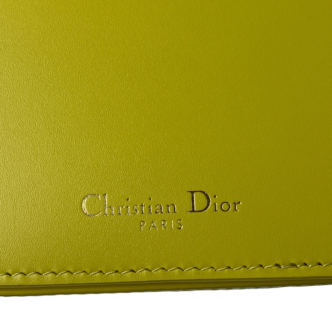 未使用 DIOR デイオール レディース CDシグネチャー ライム カーフスキン チェーンショルダーバッグ M9280UZWS 05-RU-0243 斜めがけ クロスボディ