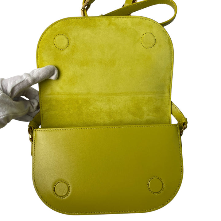 未使用 DIOR デイオール レディース CDシグネチャー ライム カーフスキン チェーンショルダーバッグ M9280UZWS 05-RU-0243 斜めがけ クロスボディ